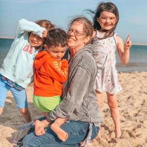 Meet your Posher, Laura